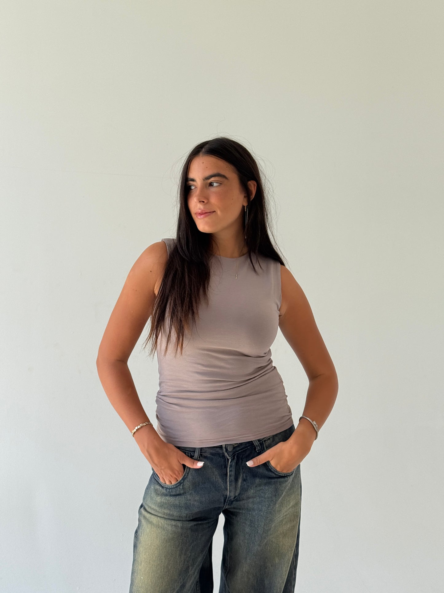 Wide straps basic top