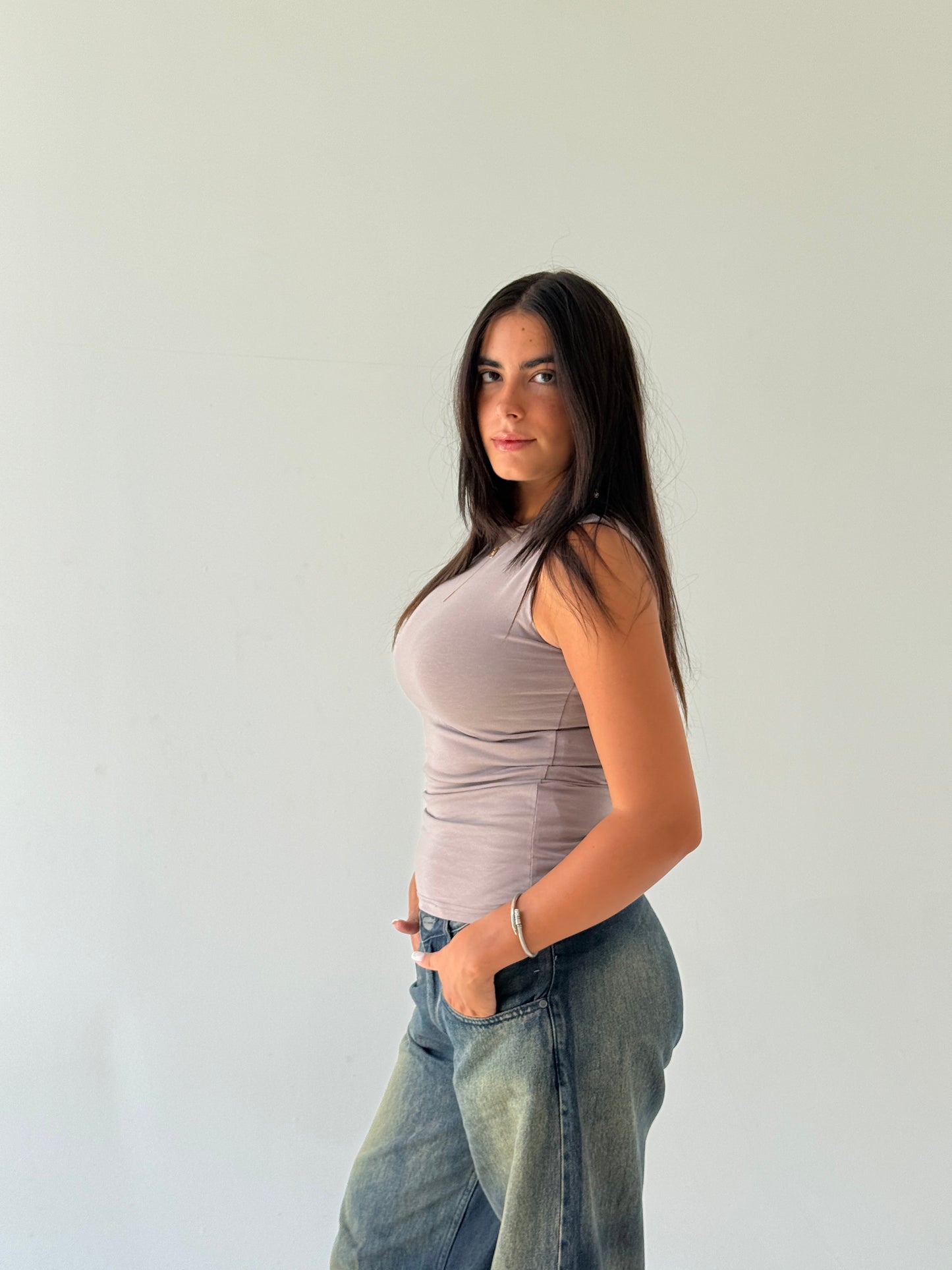 Wide straps basic top