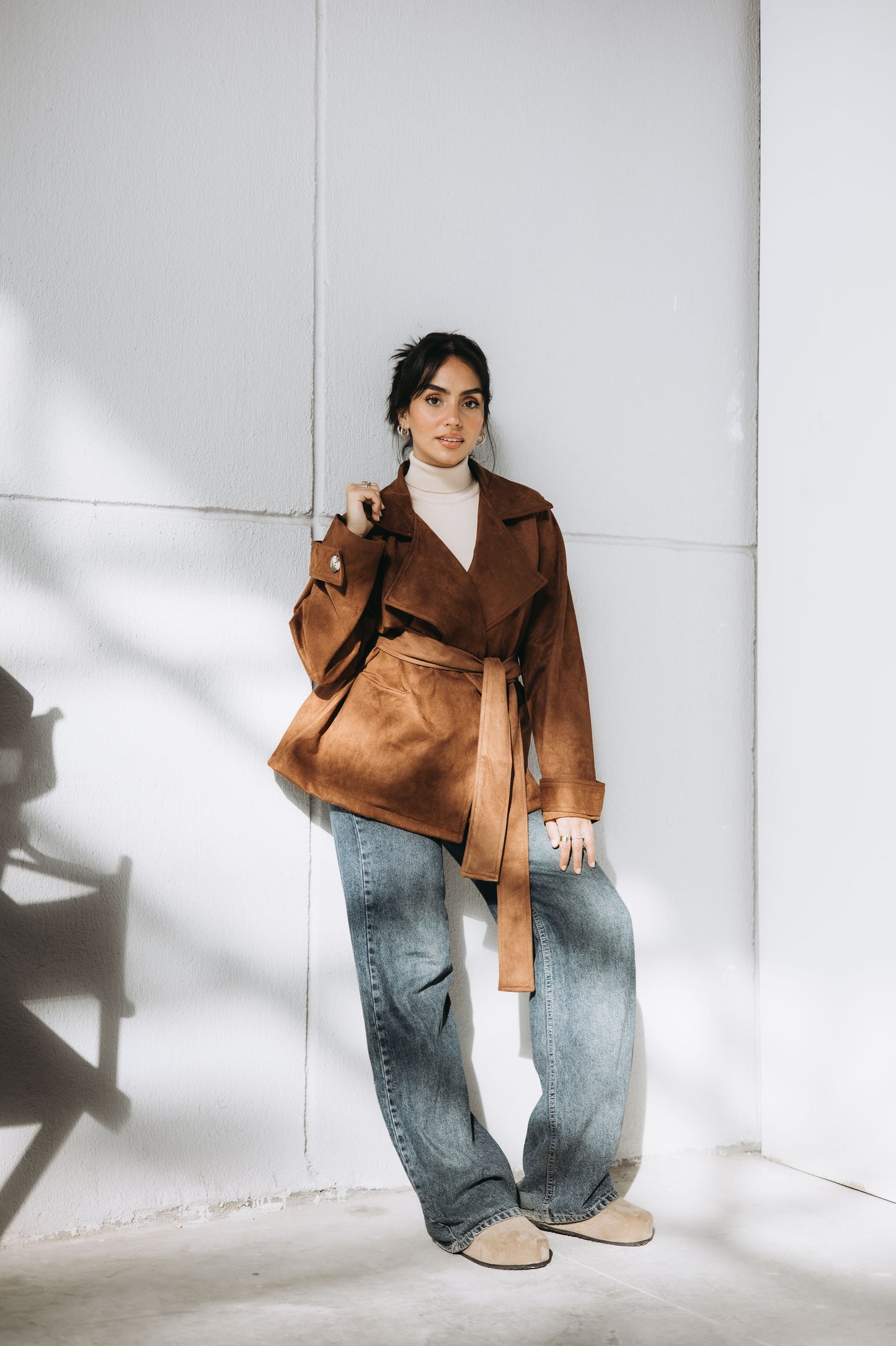 Hazel brown Jasmine cropped trench coat